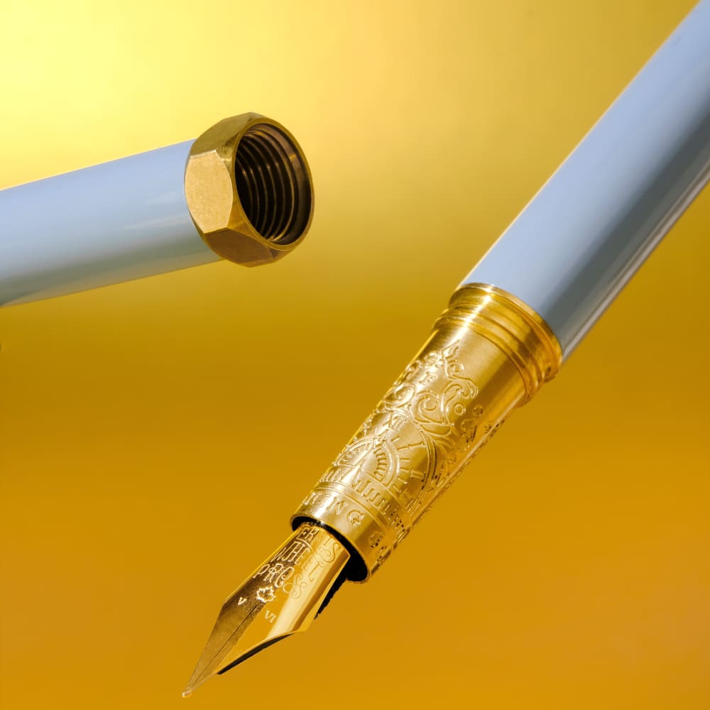 Brush Fountain Pen - GOLD - Medium - Glistening Glass