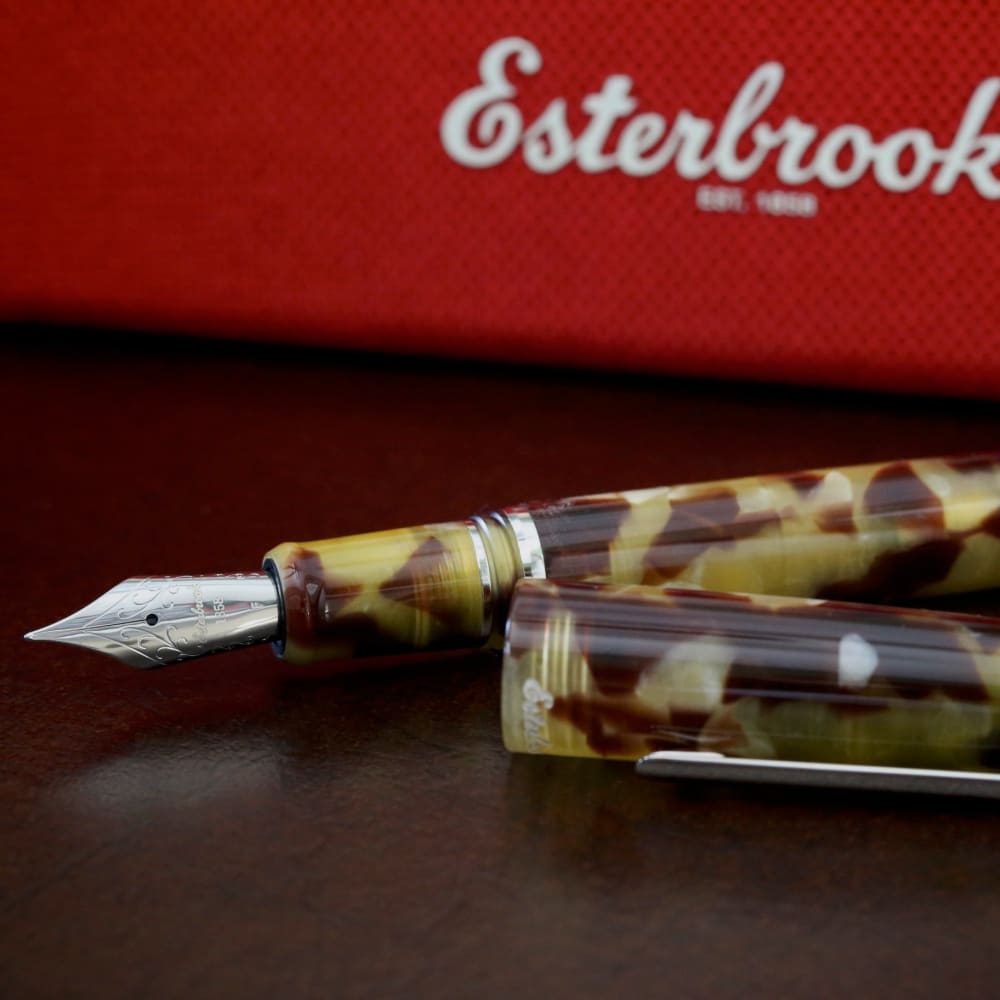 Estie Ebony - Palladium trim fountain pen - Fountain Pen