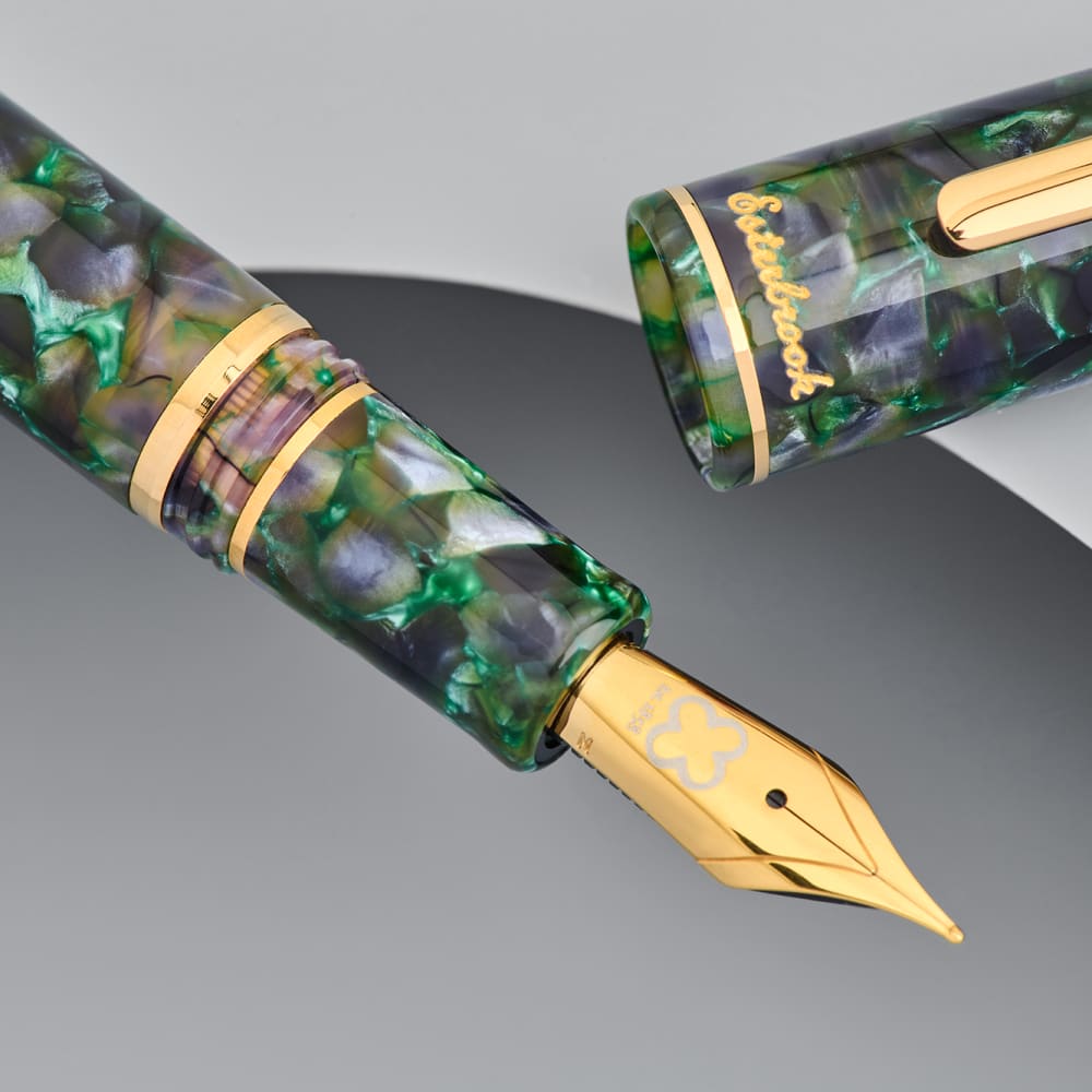 Jurassic Estie - Gold Trim - Piston Fill - F - FOUTAIN PEN