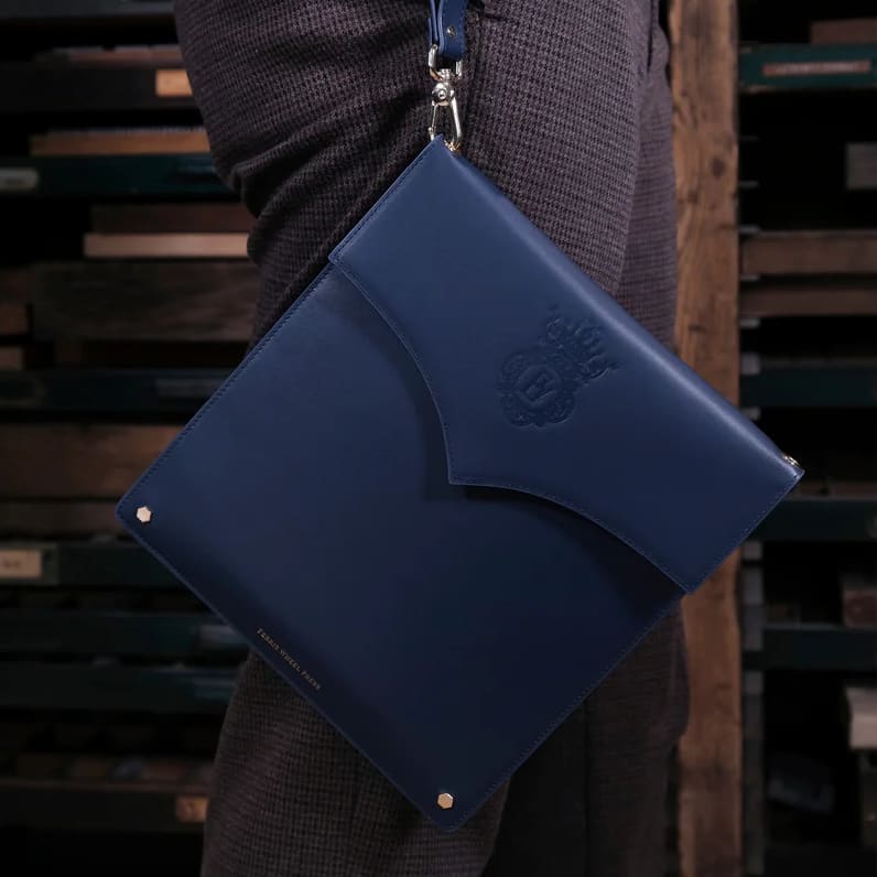 Leather stationary collection - The pendant Folio A5 / Navy