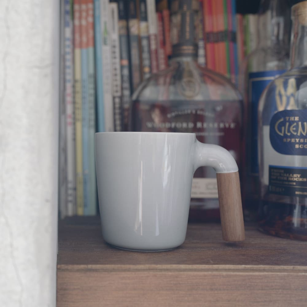 Mugr Cloud Walnut - (ceramic walnut wood) - Mug