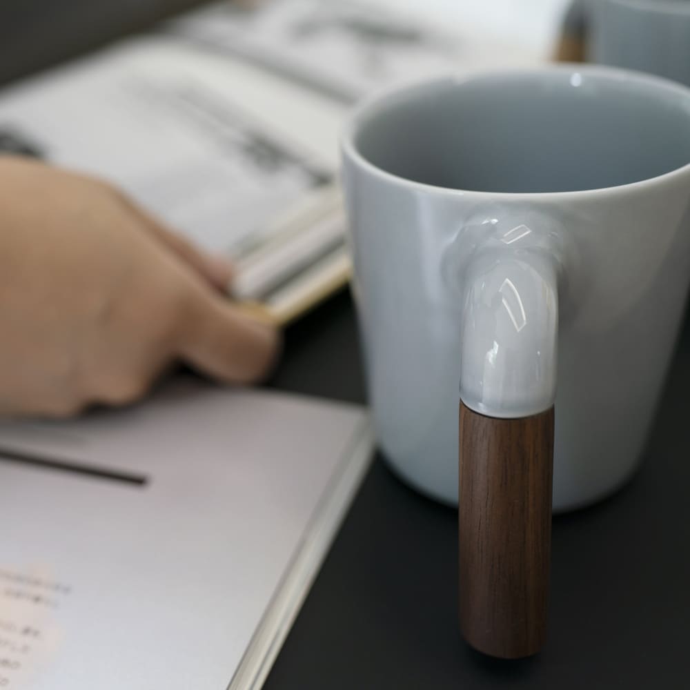 Mugr Cloud Walnut - (ceramic walnut wood) - Mug